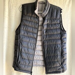 Nautica Men's Quilted Puffer Vest - Black and Gray